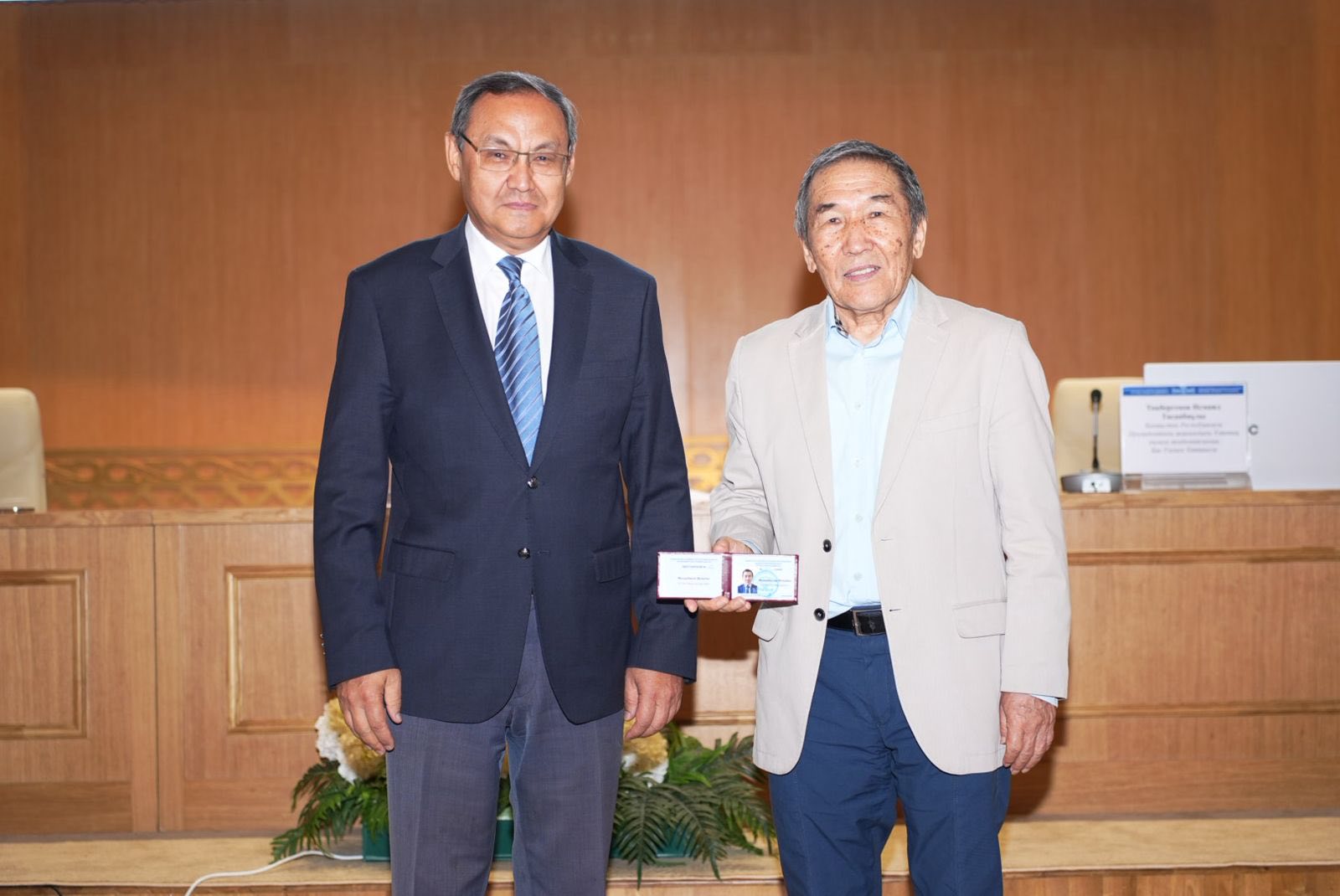 528873747_688735400868745_2450208144560715633_n